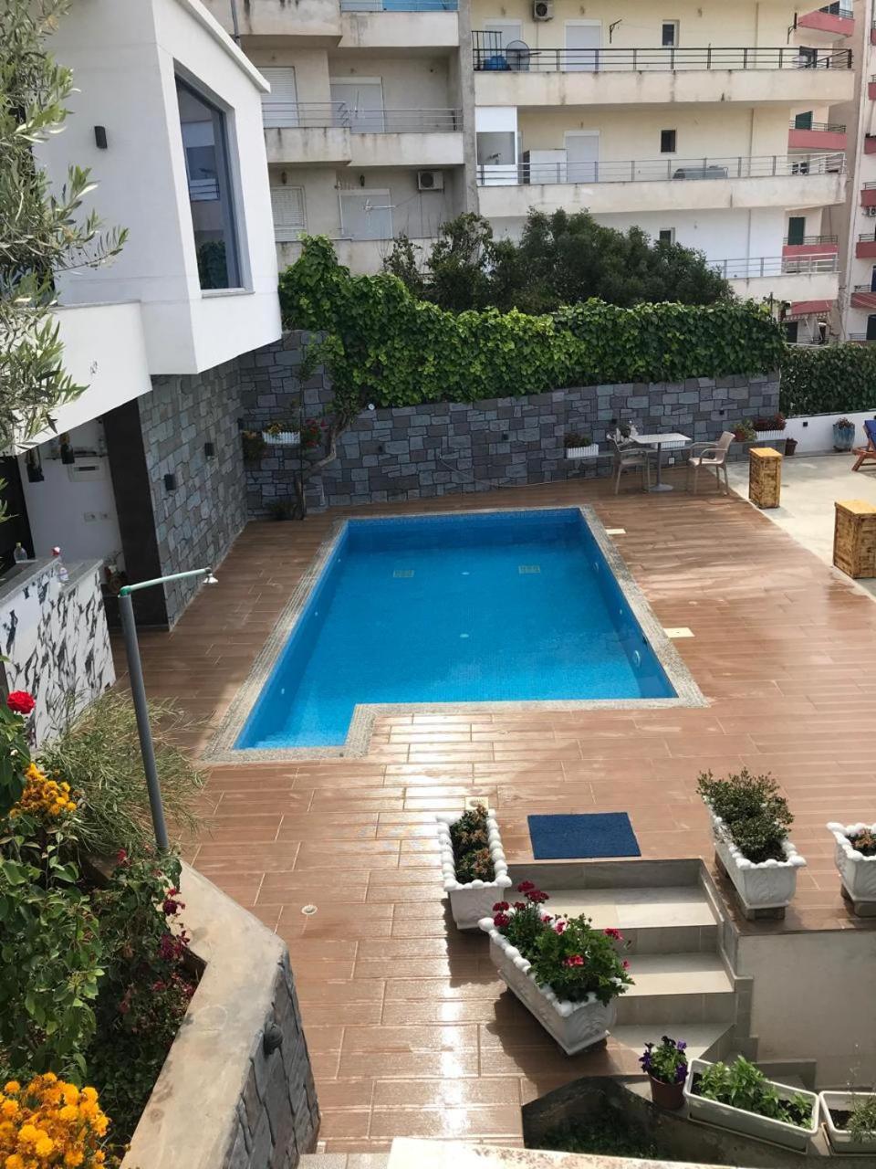 Vila Floban & Mirdar Koshi Sarande Exterior photo
