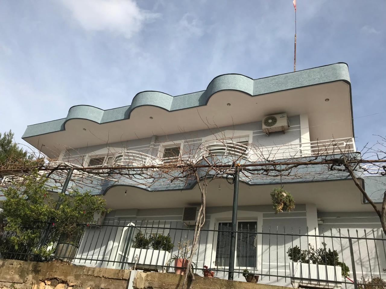 Vila Floban & Mirdar Koshi Sarande Exterior photo